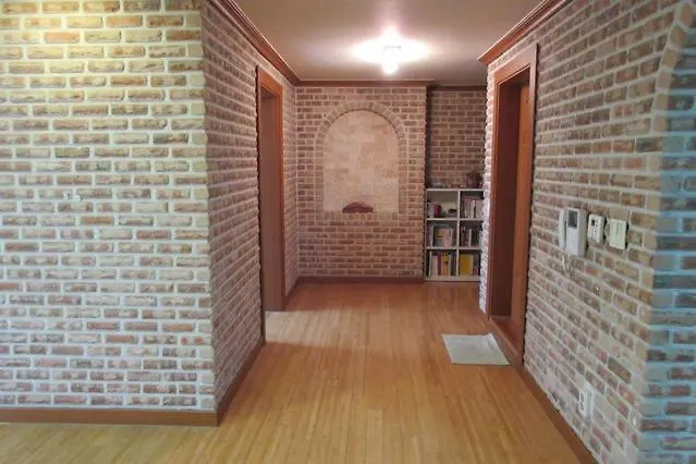 5 Minute Walk From The Subway Station 아파트 *