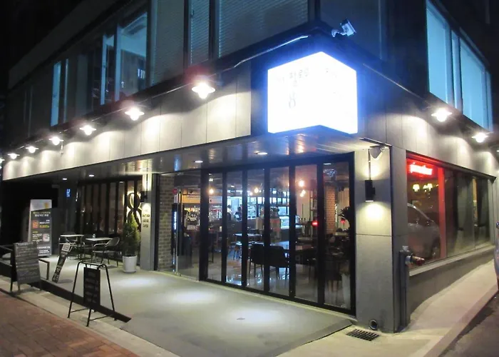 5 Minute Walk From The Subway Station *